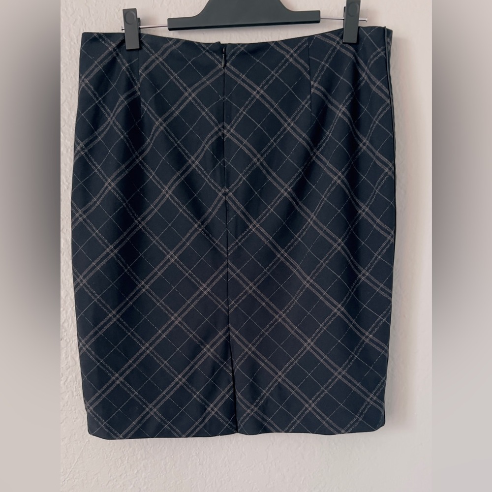 The limited size 14 NWOT‎